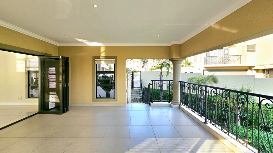 5 Bedroom Property for Sale in Kiepersol Free State